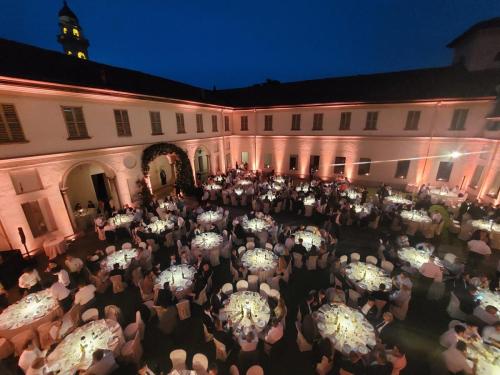 Cena aziendale nel Chiostro esterno